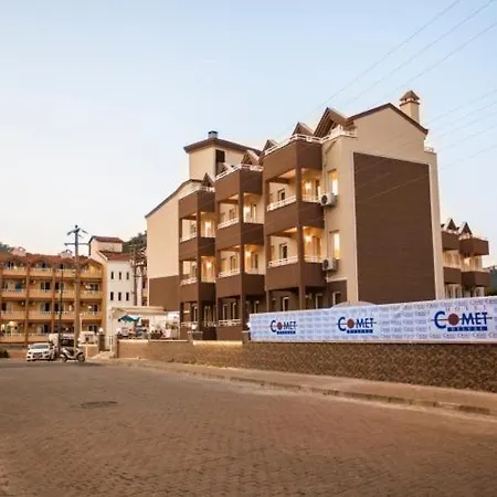 Hotel de apartamente Comet Deluxe *