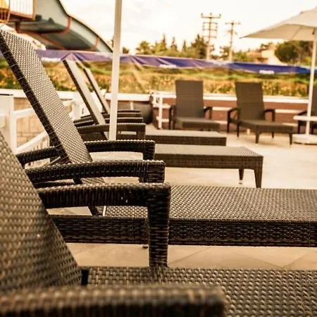 Comet Deluxe Lägenhetshotell Marmaris